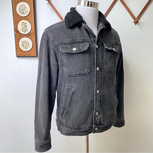 Sherpa Lined Denim Trucker Jacket - Picture 6 of 13